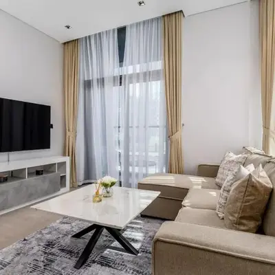 Waves - Impressive 1BR Apartment Close to Burj Khalifa