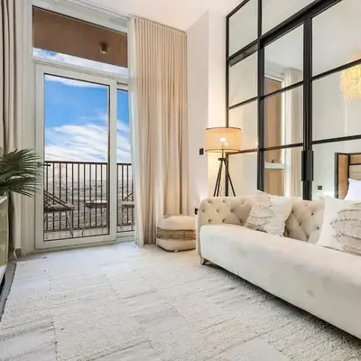 FIRST CLASS 1BR Modern Majesty in Dubai Hills
