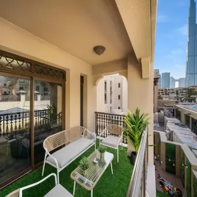 Durrani Homes - Zaafaran Luxe Stay Iconic Burj View