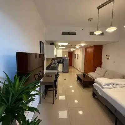 Modern Studio in Damac Park Tower - Near Dubai Mall & Metro