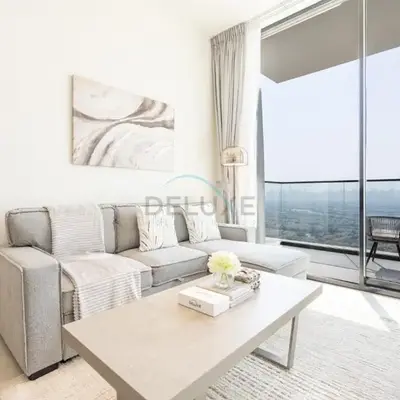 High-Floor 1BR with Balcony Overlooking the Lake