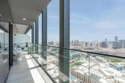 Gallery image of Iconic 1 BR Brand New Bloom Tower in Dubai
