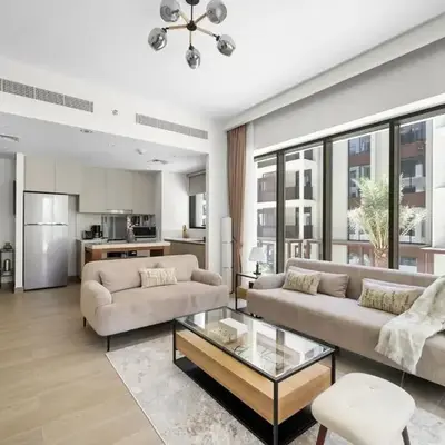 Stylish 2BR at Creek Grove Near Downtown