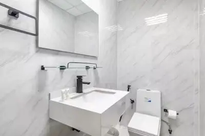 Gallery image of Luxury 3 BHK in Dubai Marina DEC 1103 in Dubai