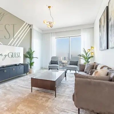 Spice of Sophistication in a 2BR Downtown Views II