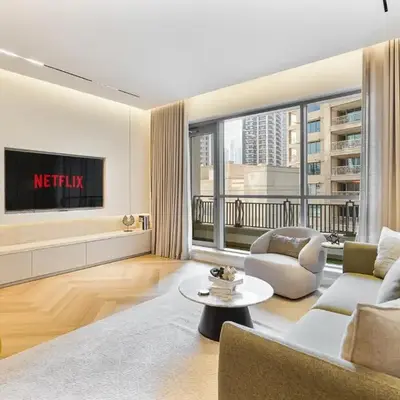 Bookable - 2 Bedroom Boulevard Central