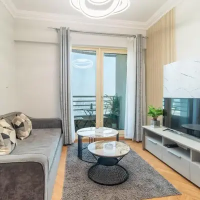 Luxury 1 BHK in Dubai Marina By dPie Man 1710