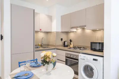 Gallery image of StayShort - Cosy 1 Bedroom in MBR City Sleeps 2 with Balcony in Dubai