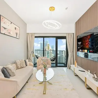 Golden Stays - 5 Mins From Mall I Downtown Dream 1Br Apt