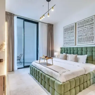 Large 1BR