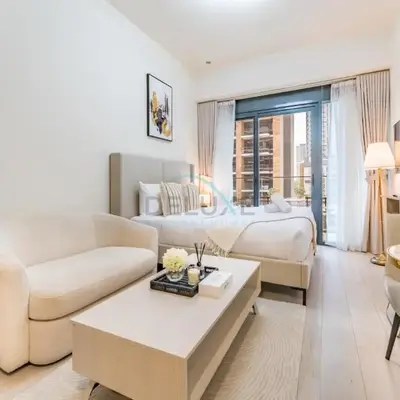 Modern Studio Near Downtown Dubai