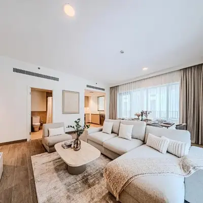 Spacious 3BD apartment at Creek Beach