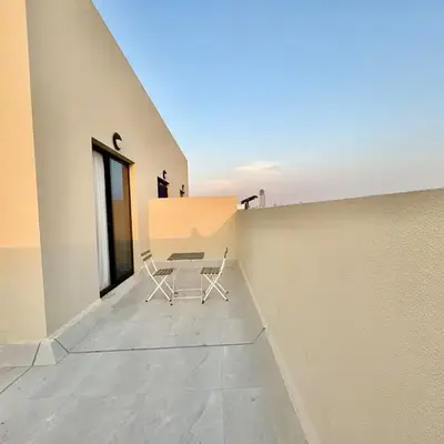 Spacious unit with a terrace