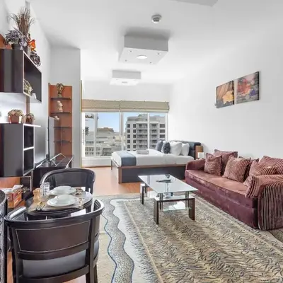 Modern Studio in Skycourts