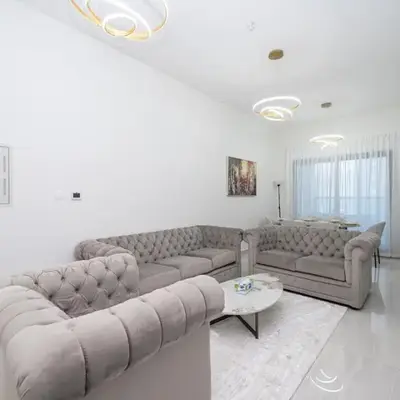 Family-Friendly 4BR with Amenities Business Bay