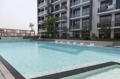Gallery image of Gracious Studio in Hamilton House, JVC in Dubai