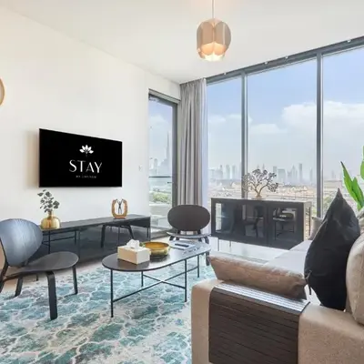STAY BY LATINEM Luxury 2BR Holiday Home OPA 305 Near Downtown