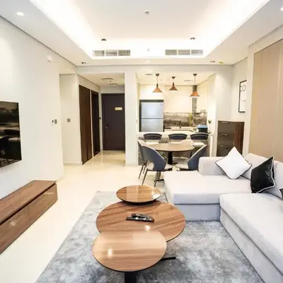 Spacious Luxe 2BR in Dubai - With Pool and Gym
