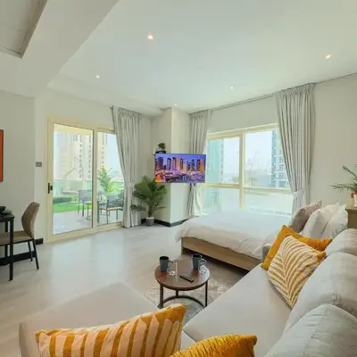 Luxury Studio Apartment with large Balcony and Sea Views
