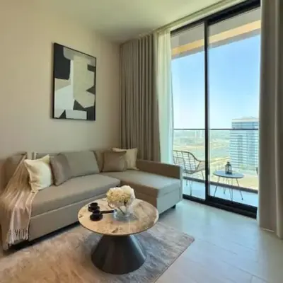Guest Favorite - Minimalist 1BR Escape with Balcony in the Heart of JVC