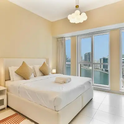 Upmarket - 1BR - Canal View - 9 MIN Dubai Mall