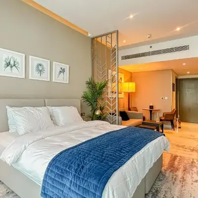 Stunning Bay View Studio in Center of Dubai