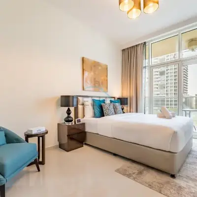 Furnished Studio Near Circle Mall