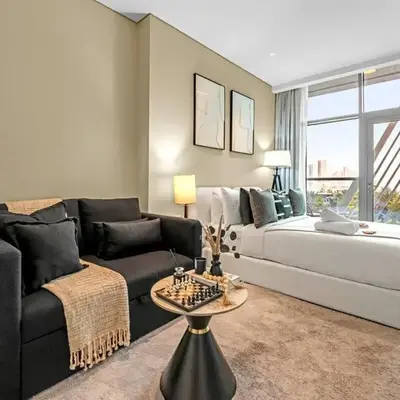 Luxury Palm Studio - Skyline Views - Rooftop Pool & Beach Access