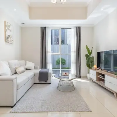 Dunya Tower Downtown 1BR Balcony Pool View 2Min to Dubai Mall