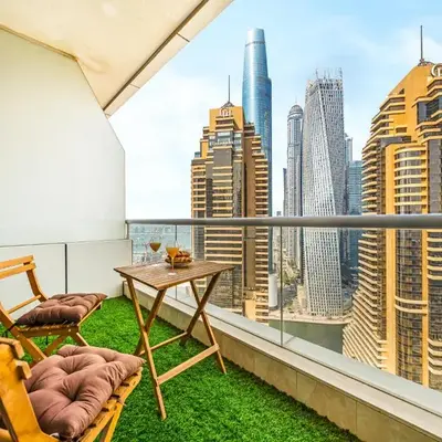 Bright & Stylish Studio with Marina Views