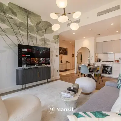 Luxury 2BR Apartment in Downtown with Full Burj Khalifa View