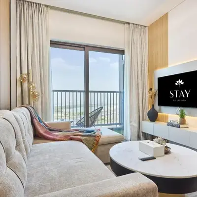 STAY BY LATINEM Luxury 1BR Holiday Home CA 1509 Near Downtown