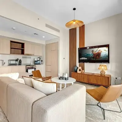 Guest Favorite - Elegant & Stylish 2BR Stay at Vida Creek Harbour