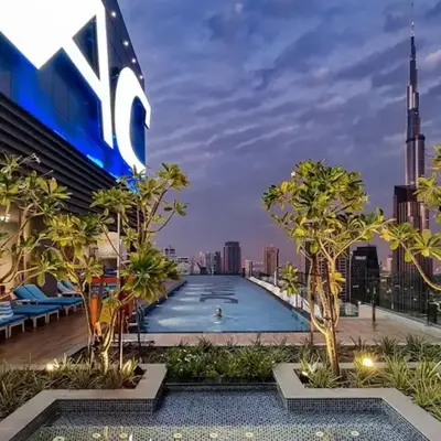 Plush & Modern 2BR Luxury stay with picturesque Rooftop 64th floor