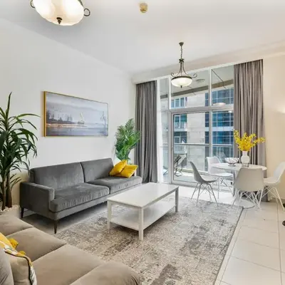 Bright 1BR with Canal Views Near Burj Khalifa