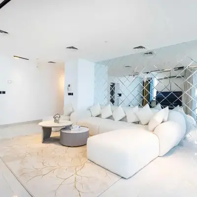 Luxuries Sky View Apartment
