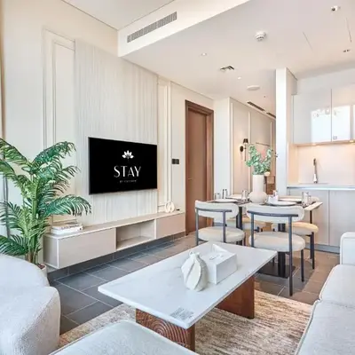 STAY BY LATINEM Luxury 1BR Holiday Home CB 1210 Near Burj Khalifa