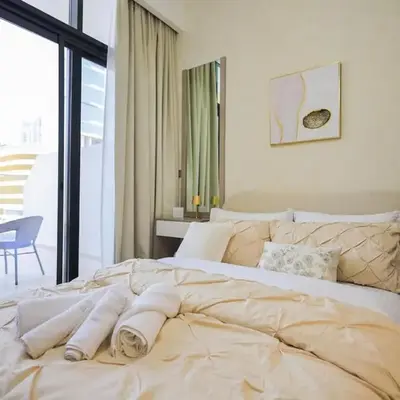 Kazan Homes - Splendid Studio - Close to Racecourse & Meydan Mall