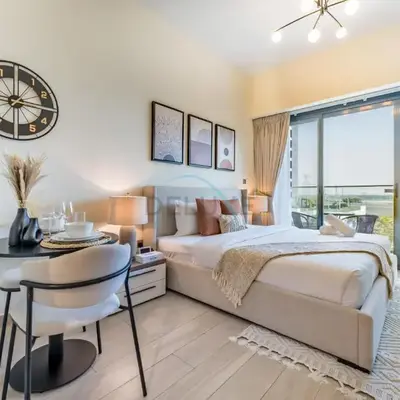 Close to Meydan Racecourse and Ras Al Khor Wildlife Sanctuary