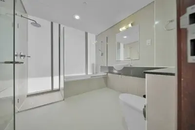 Gallery image of Sports City Large 1 bedroom apartment in Dubai