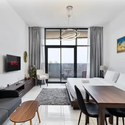 Modern Studio with City Views Near Miracle Garden