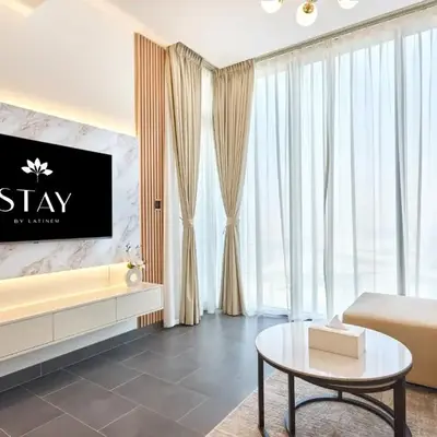 STAY BY LATINEM Luxury 1BR Holiday Home CB 3113 Near Burj Khalifa