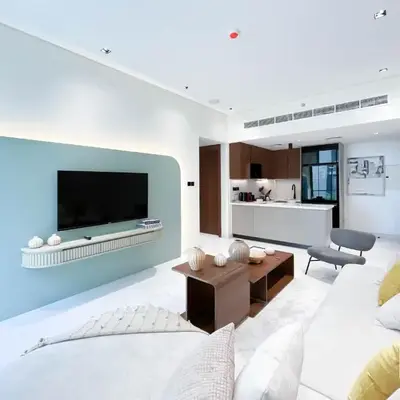 Spacious 1-BR with Balcony & Leisure Facilities