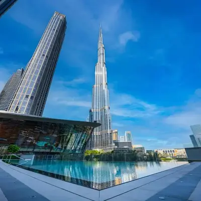 Iconic Burj Khalifa & Fountain Views