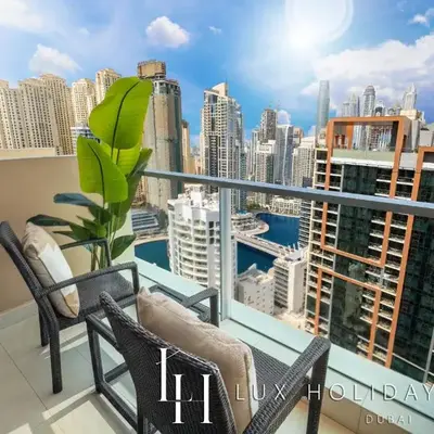 LUX The JW Marina Suite 4