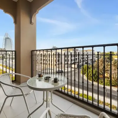 Stylish 1BR with Balcony and Burj AlArab View