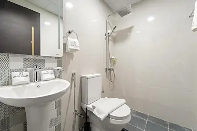 Gallery image of FIRST CLASS 1BR Opulent Hideaway in Dubai