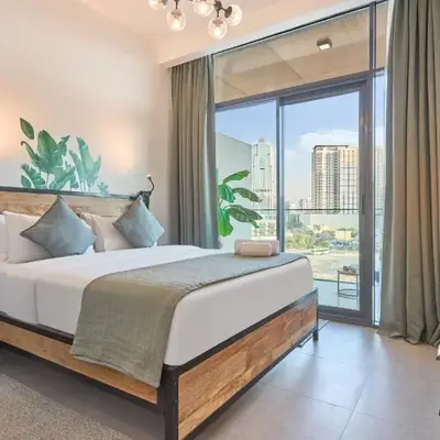 Stylish 1BR Apartment with Pool
