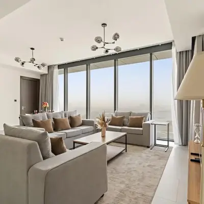 FIRST CLASS 3BR Luxury Meets Tranquility