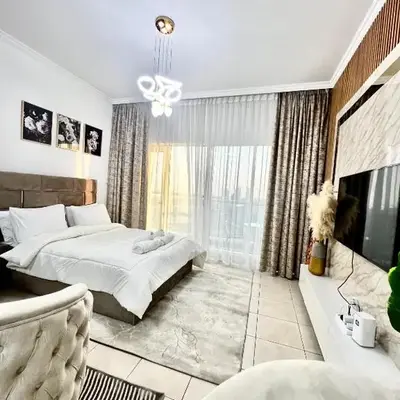 Spacious Modern Studio In downtown